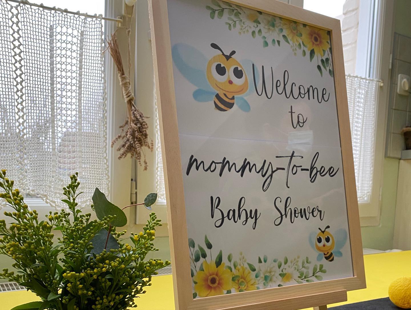 la babyshower thème abeilles