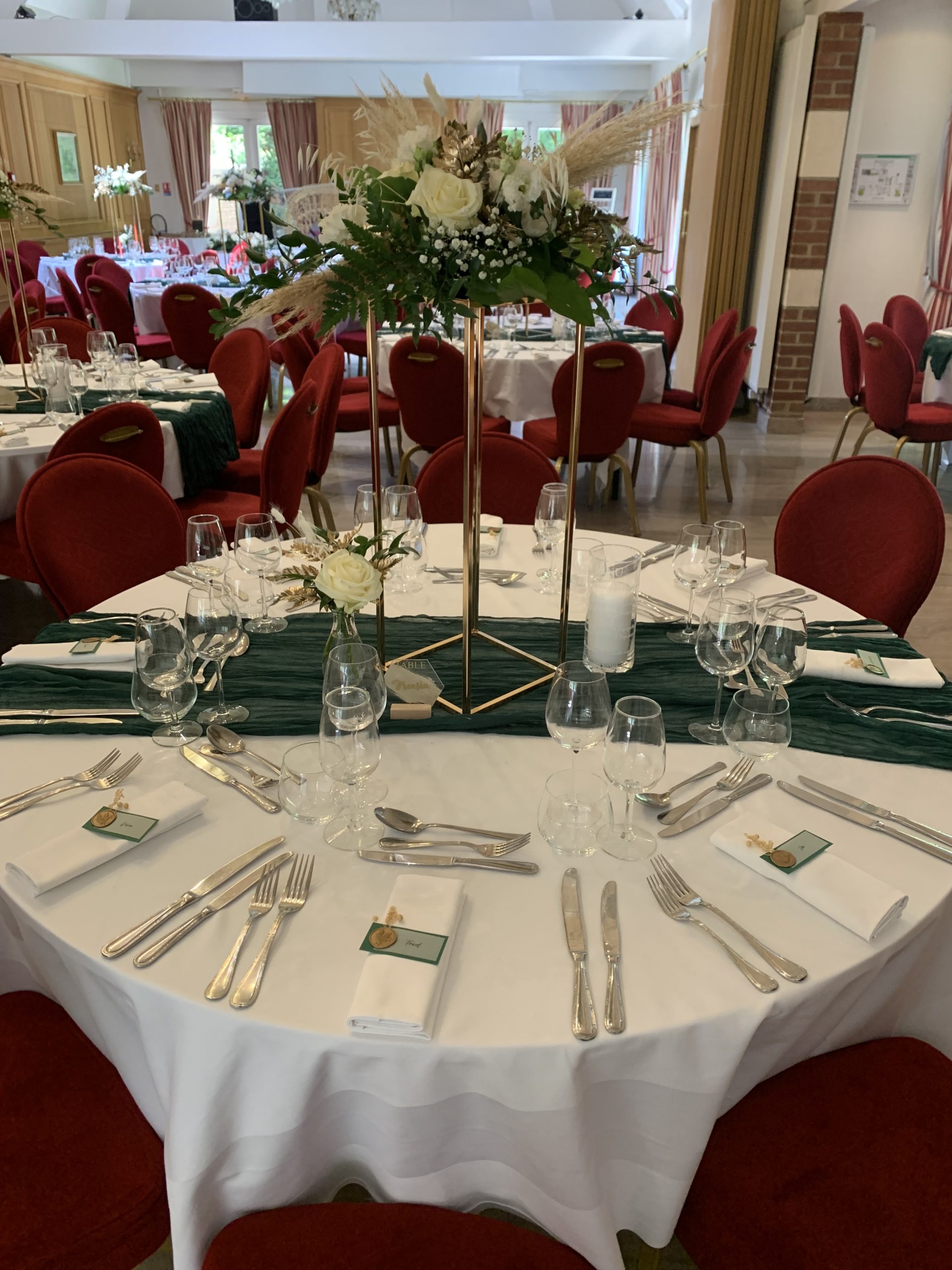 Table de mariage - thème vert et doré